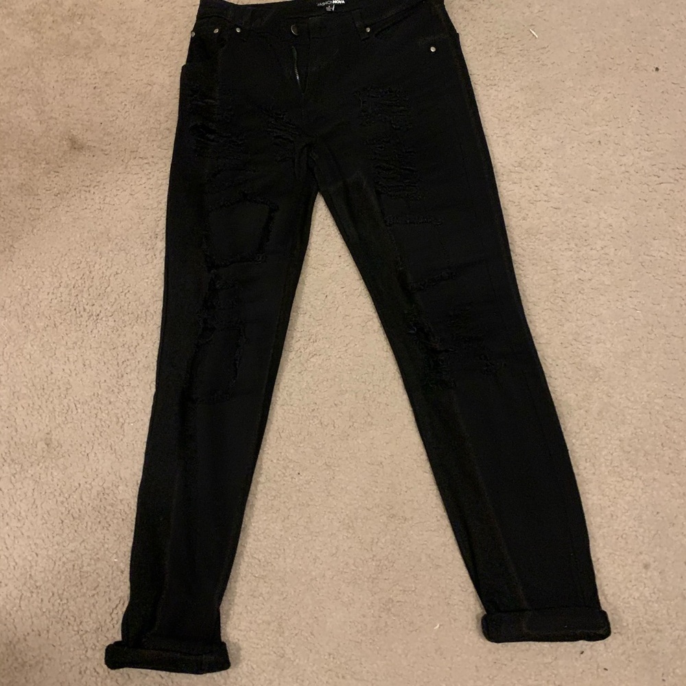 Fashion Nova Distressed Black Boyfriend Jeans